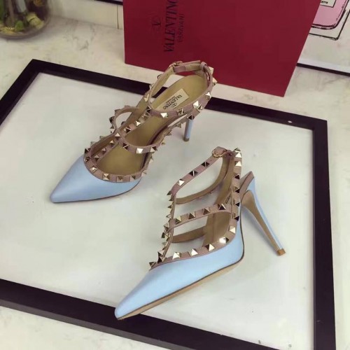 Valentino rockstud matte leather sky blue